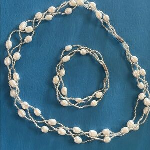 Elegant Silver and White Pearl Necklace and Bracelet Set